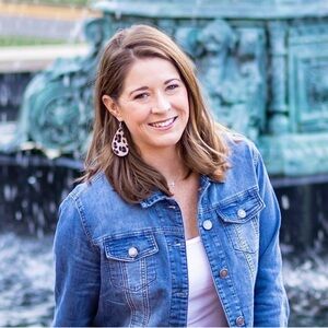 Meet your Posher, Jenna